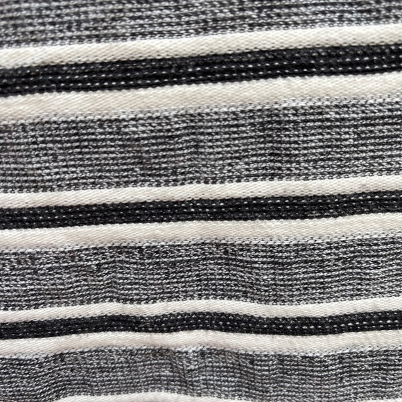 Lou & Grey Sweater - Women’s Size XS - Picture 5 of 5